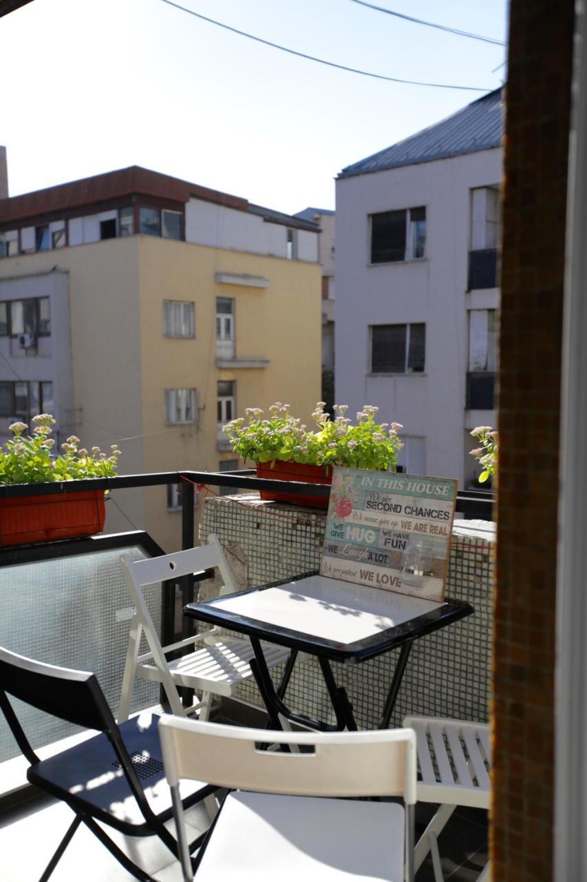 Brick Apartment On Macedonia Pedestrian Street Skopje Eksteriør bilde